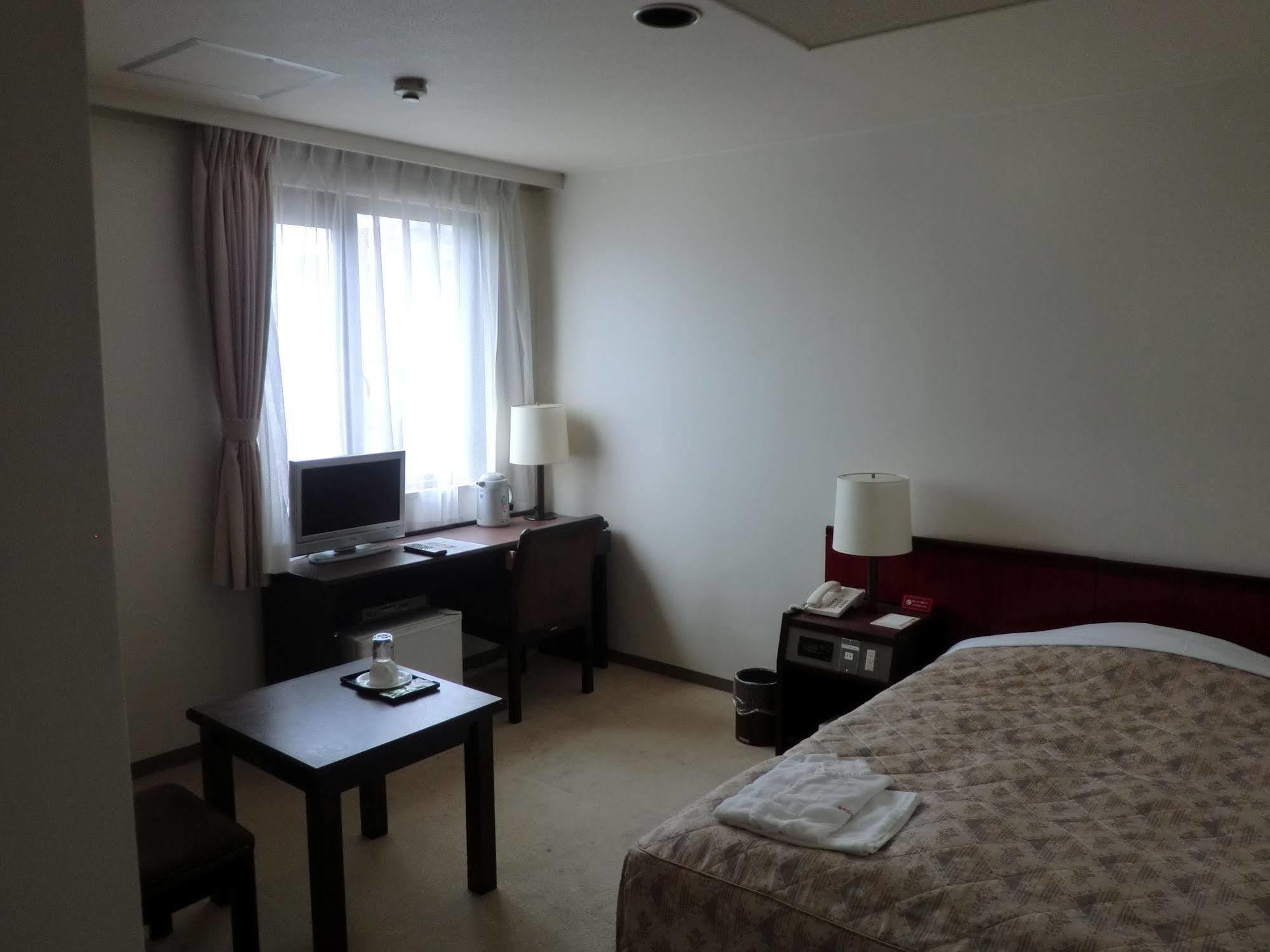 Hotel Green Park Сендай Екстериор снимка