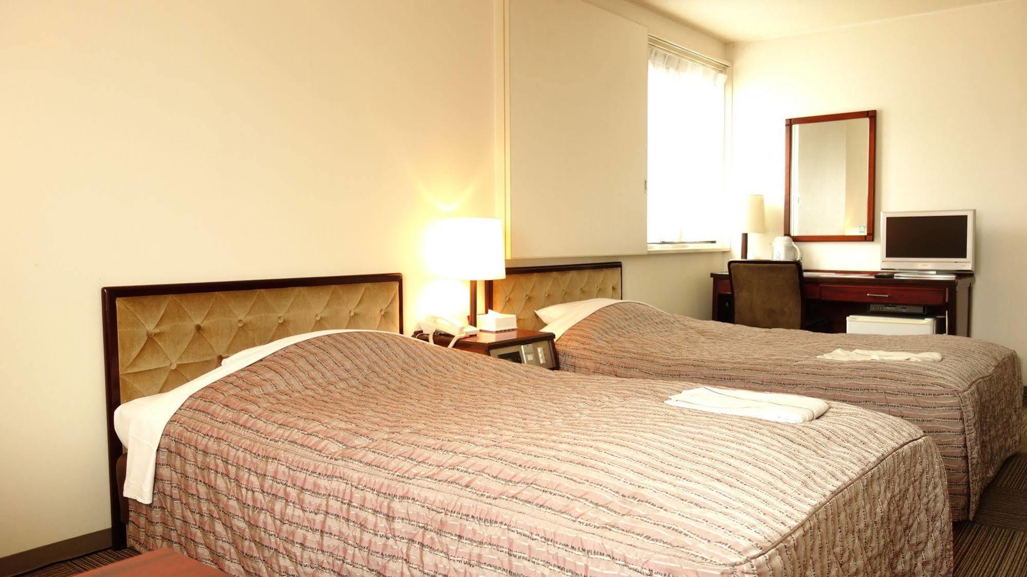 Hotel Green Park Сендай Екстериор снимка